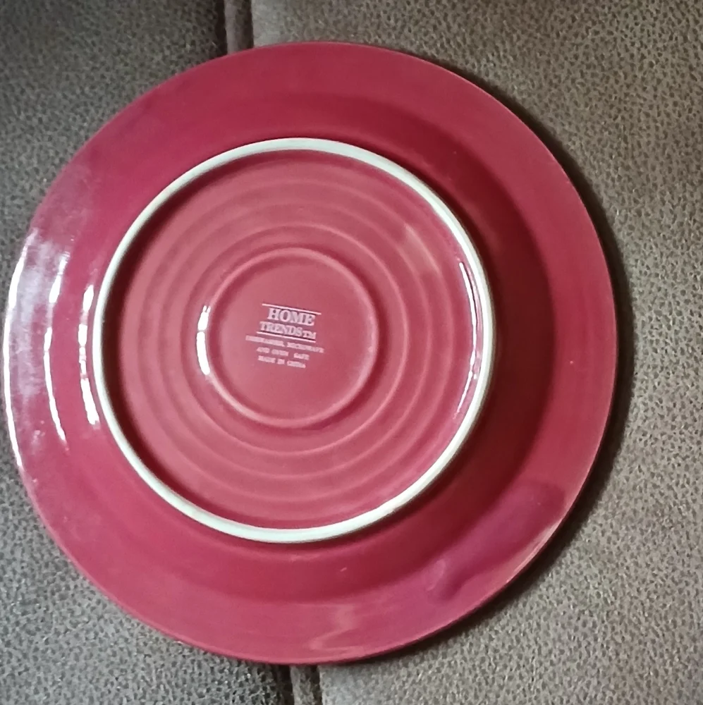 Home Trends Burgundy Swirl Salad/Dessert Plate